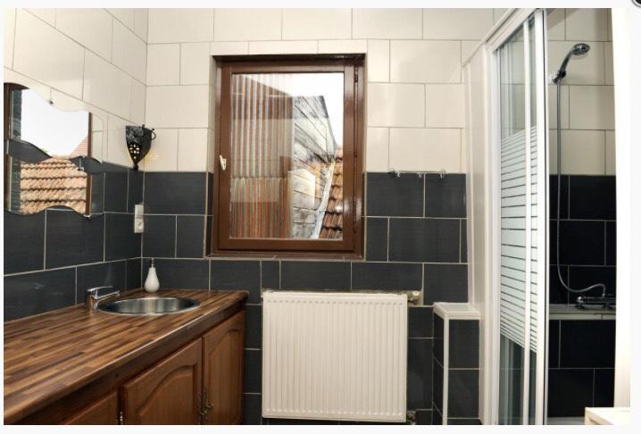 Chambre D'Hotes Anzi Arcis-sur-Aube Habitación foto